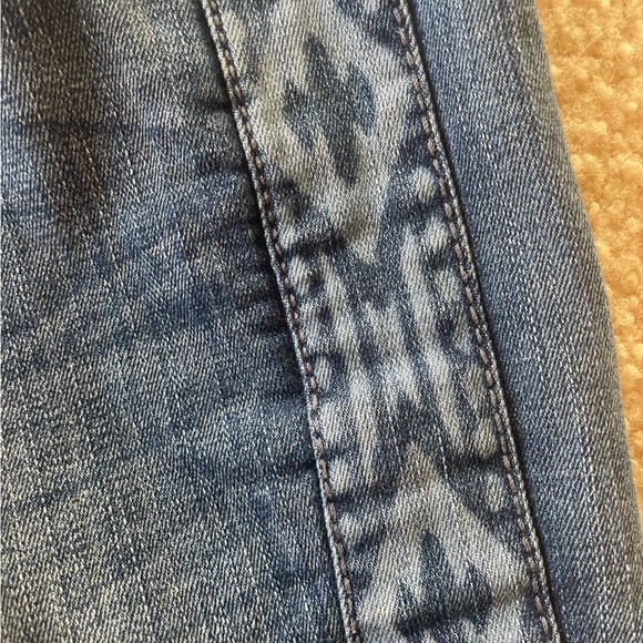 ARIAT MID RISE BOYFRIEND CROP JEAN - Picture 4 of 5